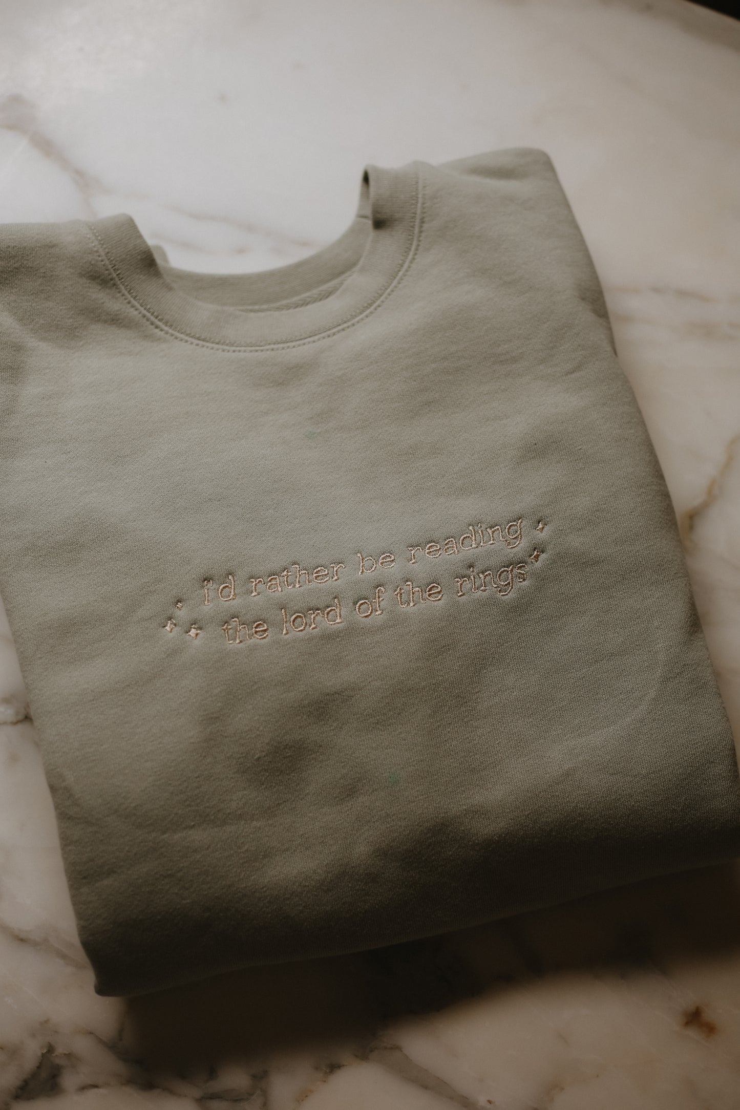 (ready to ship) lord of the rings embroidered sweatshirt - small, green