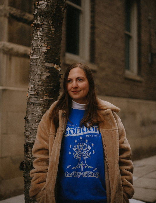 (PRE-ORDER) the university of gondor details sweatshirt