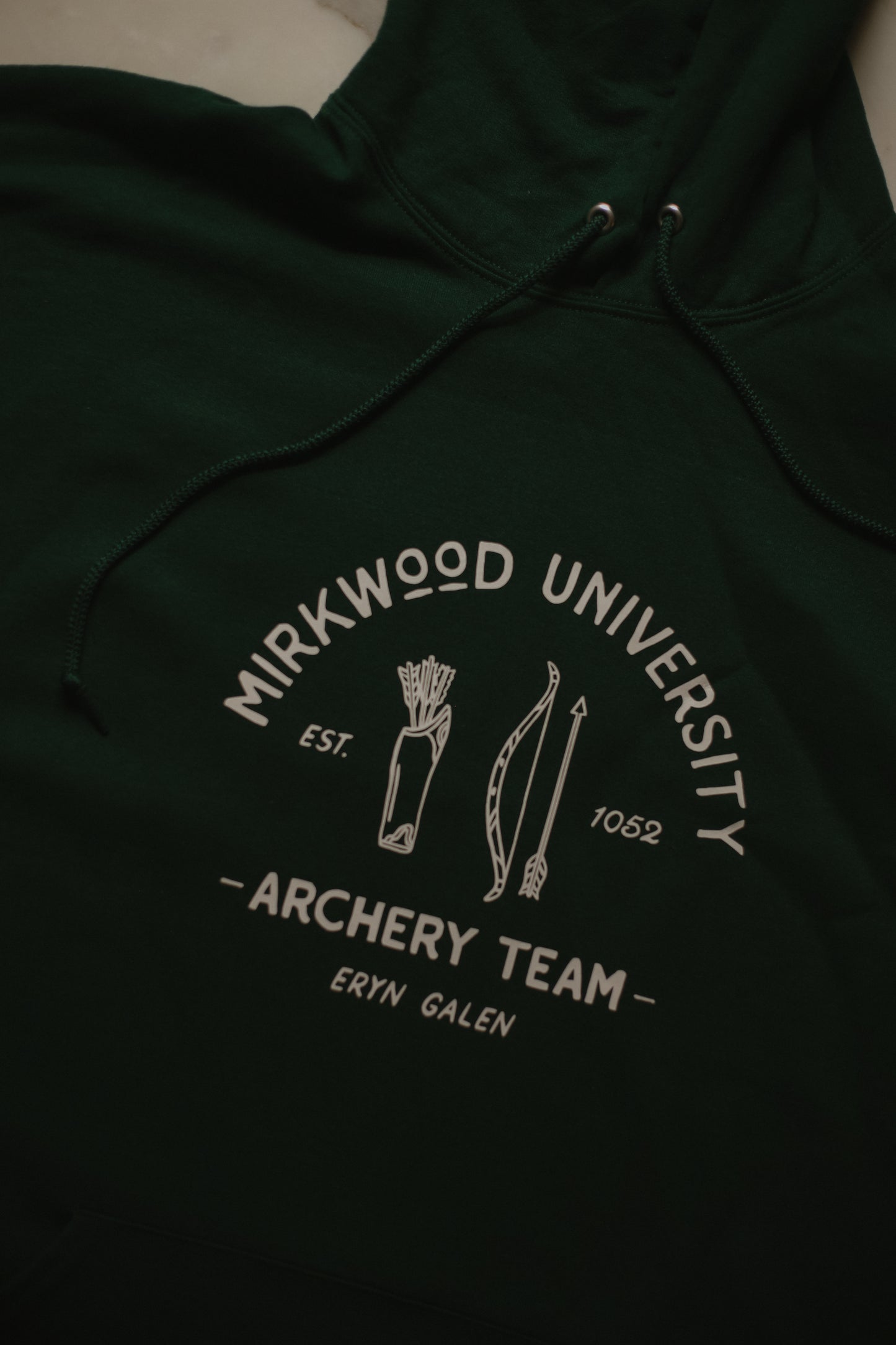 (ready to ship) mirkwood university archery team hoodie - extra large